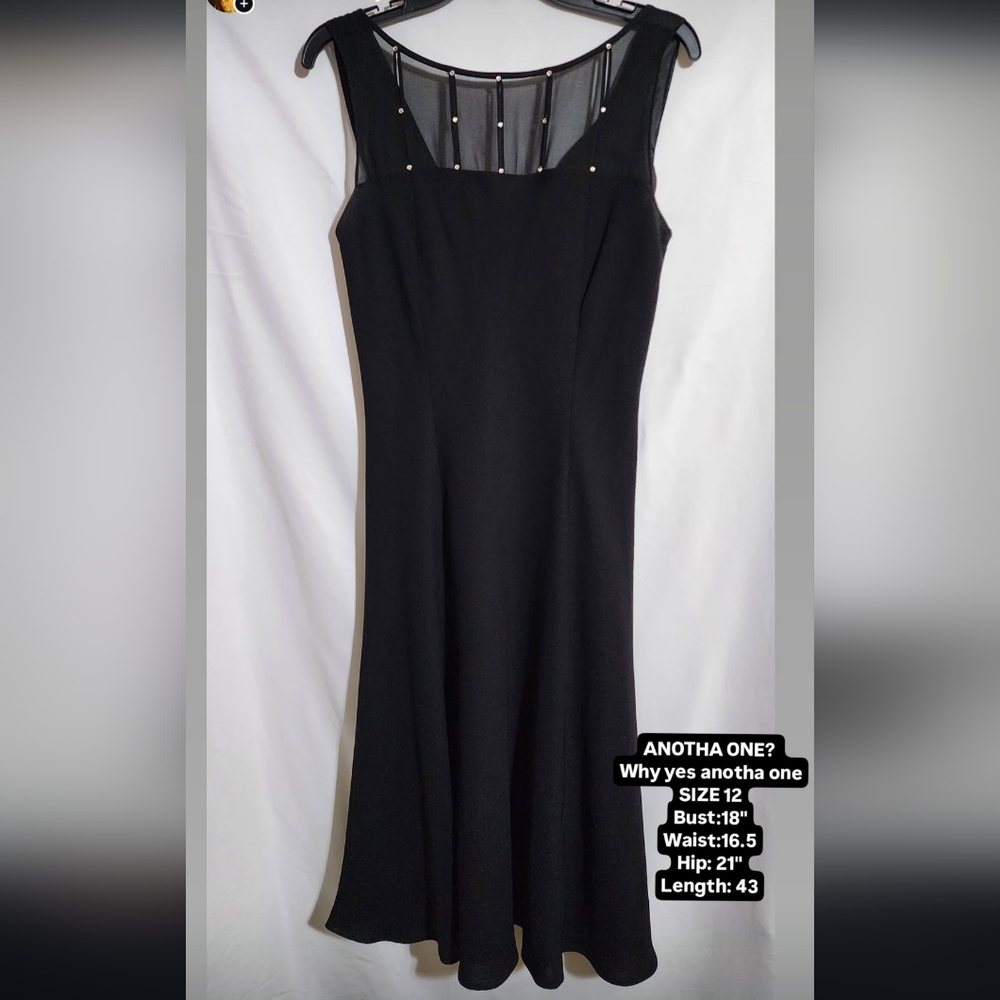 Black Sleeveless Evening Dress